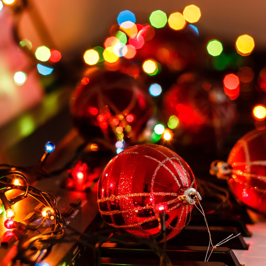 Deck the Halls at American Music Theatre